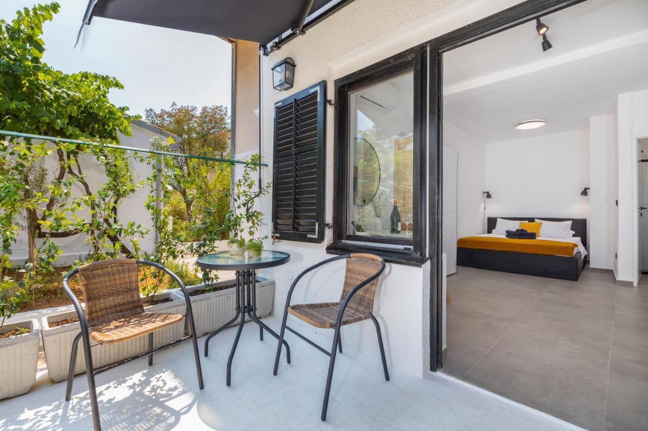 3 Minutes From The Beach: Lovely Studio Apartment Pula Exterior photo