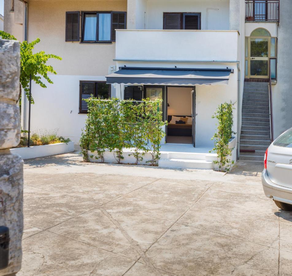 3 Minutes From The Beach: Lovely Studio Apartment Pula Exterior photo